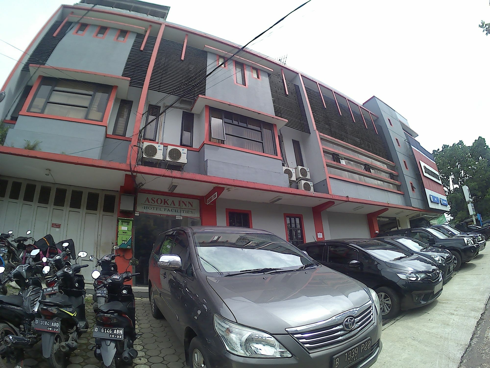 Asoka Inn Bandung Luaran gambar